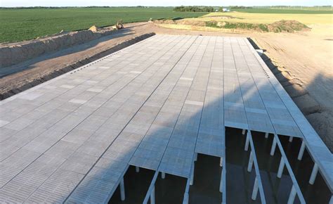 concrete pig slats